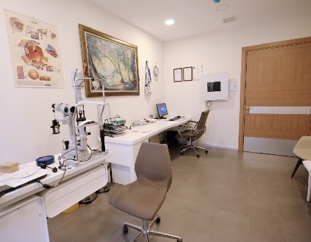 Batigoz Eye Hospital, Balcova, Izmir, Turkey