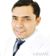 Doktor Kumakar, Urolog va buyrak transplantatsiyasi mutaxassisi Gurgaon