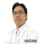 Doktor Worapong Leetochavalit