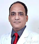 Doktor Anil Minocha, interventsion kardiolog, Noida