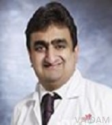 Doktor Laliwala Danny Xarish, ginekolog va akusher, Mumbay