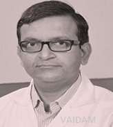 डॉ. धीरज गुप्ता, नेत्र रोग विशेषज्ञ, गुड़गांव