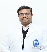 डॉ। कपिल गोयल, हड्डी रोग विशेषज्ञ और संयुक्त प्रतिस्थापन सर्जन, नई दिल्ली