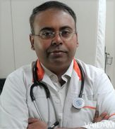 डॉ. निर्मल्या देब, हड्डी रोग और संयुक्त प्रतिस्थापन सर्जन, कोलकाता