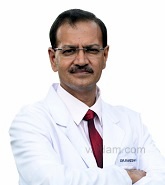 डॉ। राकेश महाजन, हड्डी रोग विशेषज्ञ और संयुक्त प्रतिस्थापन सर्जन, नई दिल्ली
