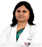Dr. Soma Singh, especialista em fertilização in vitro, Noida