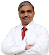 Doktor Kapil Kumar, Jarrohlik Onkolog, Yangi Dehli