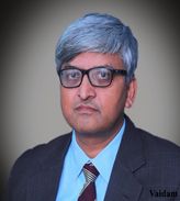 डॉ मनीष मुकुल घोष, सौंदर्यशास्त्र और प्लास्टिक सर्जन, कोलकाता