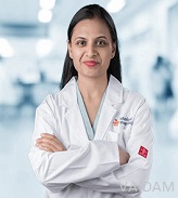 Dr. Reshu Saraogi ,Gynaecologist and Obstetrician, Bangalore