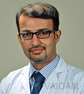 डॉ। विवेक लोगानी, हड्डी रोग विशेषज्ञ और संयुक्त प्रतिस्थापन सर्जन, गुड़गांव