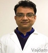 Doktor Aditya Kumar Singx, yurak jarrohi, Nyu-Dehli