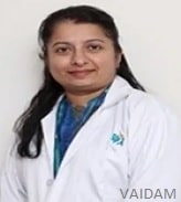 डॉ। अल्पा खखार