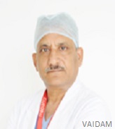 डॉ। भुवनेश कुमार अग्रवाल