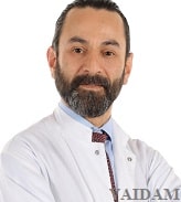 الدكتور كاجاتاي أوزتورك ، جراح استبدال العظام والمفاصل ، اسطنبول