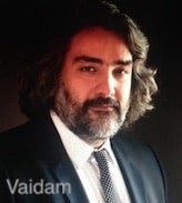 الدكتور كاجري ساد ، جراح التجميل ، اسطنبول