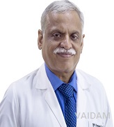 डॉ। दीपक चौधरी, हड्डी रोग विशेषज्ञ और संयुक्त प्रतिस्थापन सर्जन, नई दिल्ली