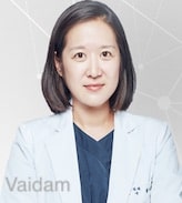 Dr. Hwang Na-hyun