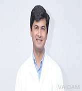 Doktor Mahesh Vadvani