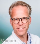Dr. med. Tobias Martens,Neurosurgeon, Hamburg