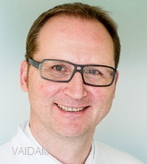 Dr. med. Ulrich-Frank Pape,Medical Gastroenterologist, Hamburg