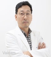 Dr. Min Ho-gi