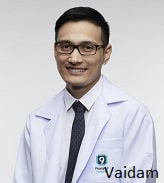 Dr Naiyarat Prasongsook