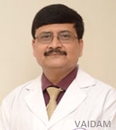 डॉ। नीरज श्रीवास्तव