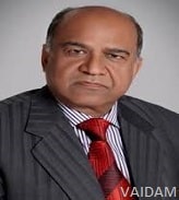 Doktor NP Gupta, Urolog va buyrak transplantatsiyasi bo'yicha mutaxassis, Gurgaon