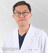 Dr. Park Dong-Hyuk