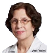 डॉ। प्राची मैडन