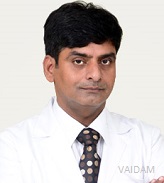 डॉ। राजेश वर्मा, हड्डी रोग विशेषज्ञ और संयुक्त प्रतिस्थापन सर्जन, नई दिल्ली