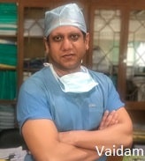 डॉ। सुरभित रस्तोगी, हड्डी रोग विशेषज्ञ, नई दिल्ली