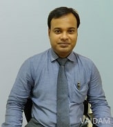 डॉ। तन्मय कर्मकार, हड्डी रोग विशेषज्ञ और संयुक्त प्रतिस्थापन सर्जन, कोलकाता