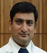 Doktor Vivek Agarval, umurtqali jarroh, Mumbay