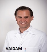 Dr. Wolfgang Sieghart