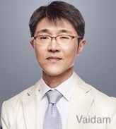 डॉ। वुजन किम