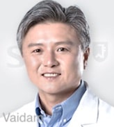 Doktor Yong Seuk Li