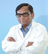Doktor Nikhiles Raychaudxari, nefrolog, Kolkata