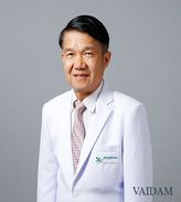 Dr.  Panupan Songcharoen,Orthopaedic and Joint Replacement Surgeon, Bangkok