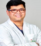 Doktor Amit Chaudhry, ortopediya va qo'shma almashtirish jarrohi, Gurgaon