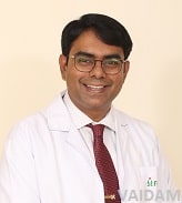 Dr S. Dilip Chand Raja, chirurgien de la colonne vertébrale, Chennai