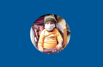 2 anos de idade do Sudão Obtém um transplante de medula óssea de sucesso na Índia