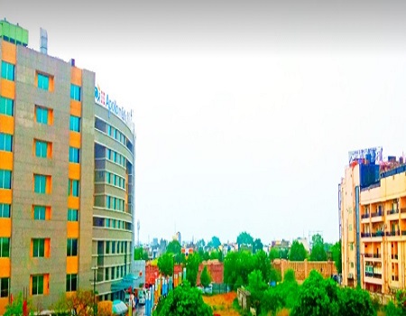 Lucknowdagi Apollon Medics Super Specialty Hospital