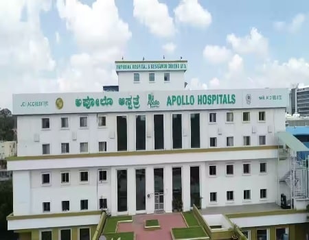 Apollo Speciality Hospital, Jayanagar - Reception desk