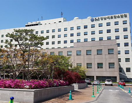 Госпиталь Каннам Северанс, Сеул; здание
