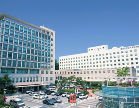 Госпиталь Каннам Северанс, Сеул; здания со входом