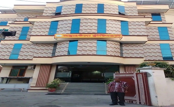 Mahashweta Hospital, Varanasi