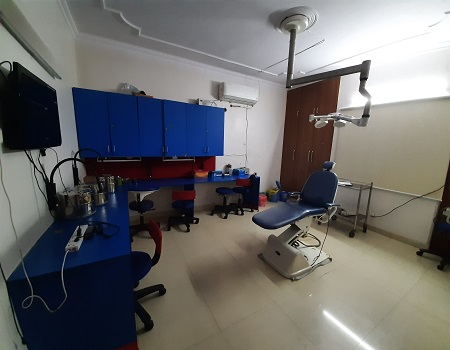 Trasplante de cabello Kalosa, clínica cosmética y ginecológica, Gurgaon