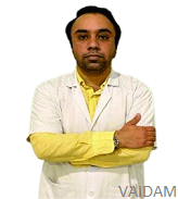 Doktor Xarsh Dipak Singx, tibbiy gastroenterolog, Amritsar