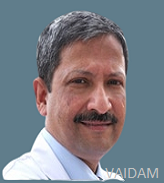 Doktor Sanjay Pay, ortopedik va qo'shma almashtiruvchi jarroh, Bangalor